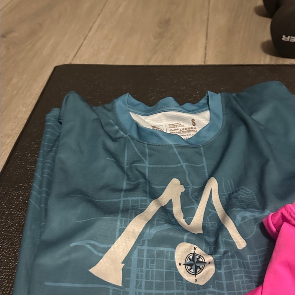 Colorful long sleeve ran Shirts Collection set of 5 - Picture 4 of 5